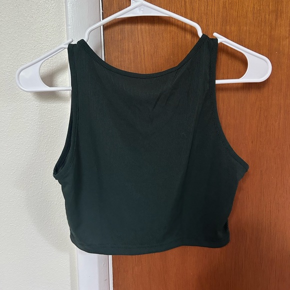 SHEIN Tops - SHEIN Black Ribbed Cropped Tank